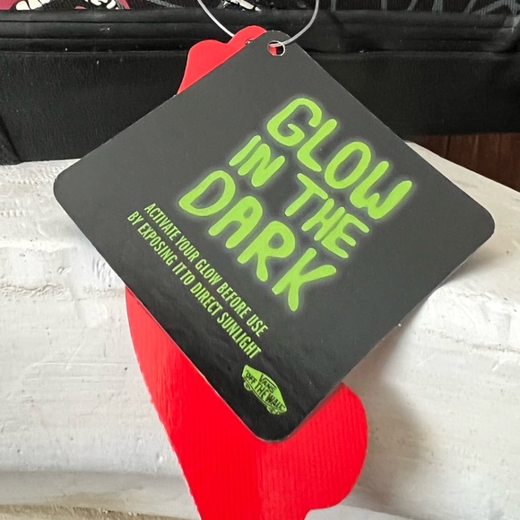 VANS Glow Frights Old Skool Shoes. - Picture 4 of 5